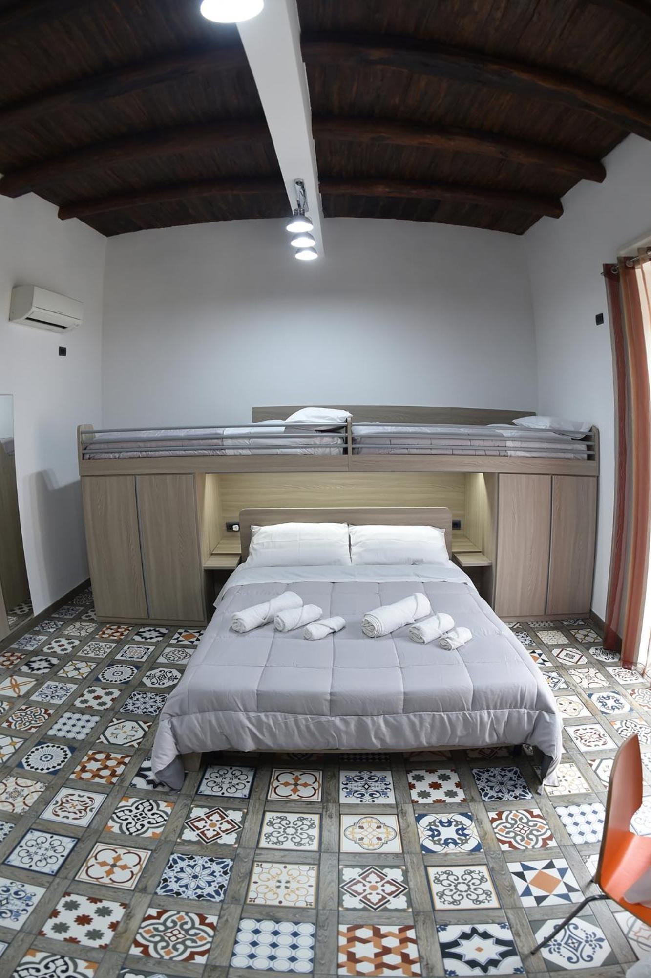 B&B Gerry 'S Home Amalfi Coast Vietri Bagian luar foto
