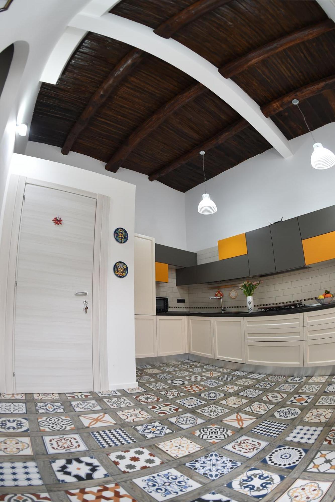 B&B Gerry 'S Home Amalfi Coast Vietri Bagian luar foto
