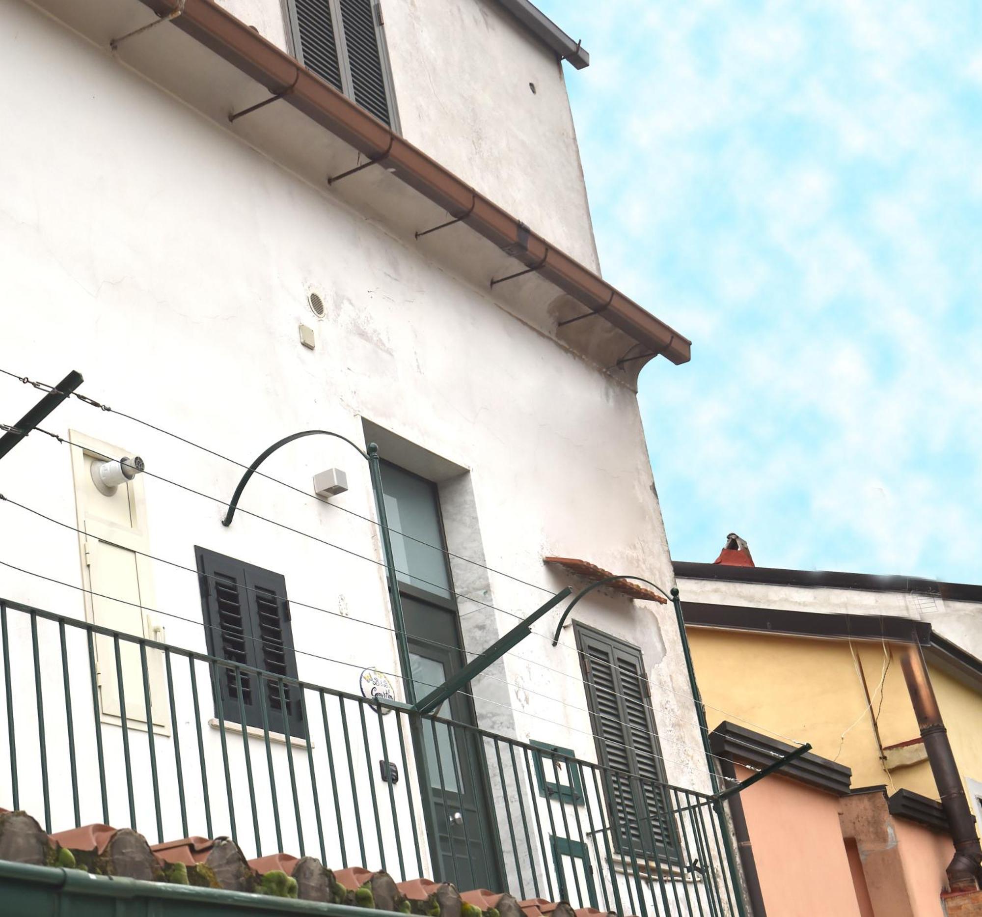 B&B Gerry 'S Home Amalfi Coast Vietri Bagian luar foto